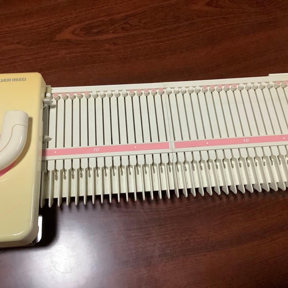 Knitting Machine Amimumemo LK100 Silver Reed used