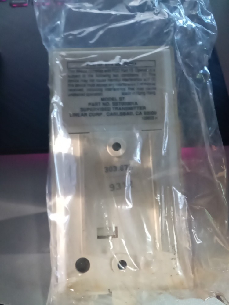 Linear SST00001 Supervised Digital Security Transmitter ST Series