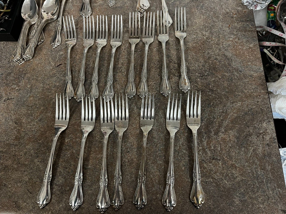 MDS Japan MDJ2 61 Piece Silverplated Flatware Set
