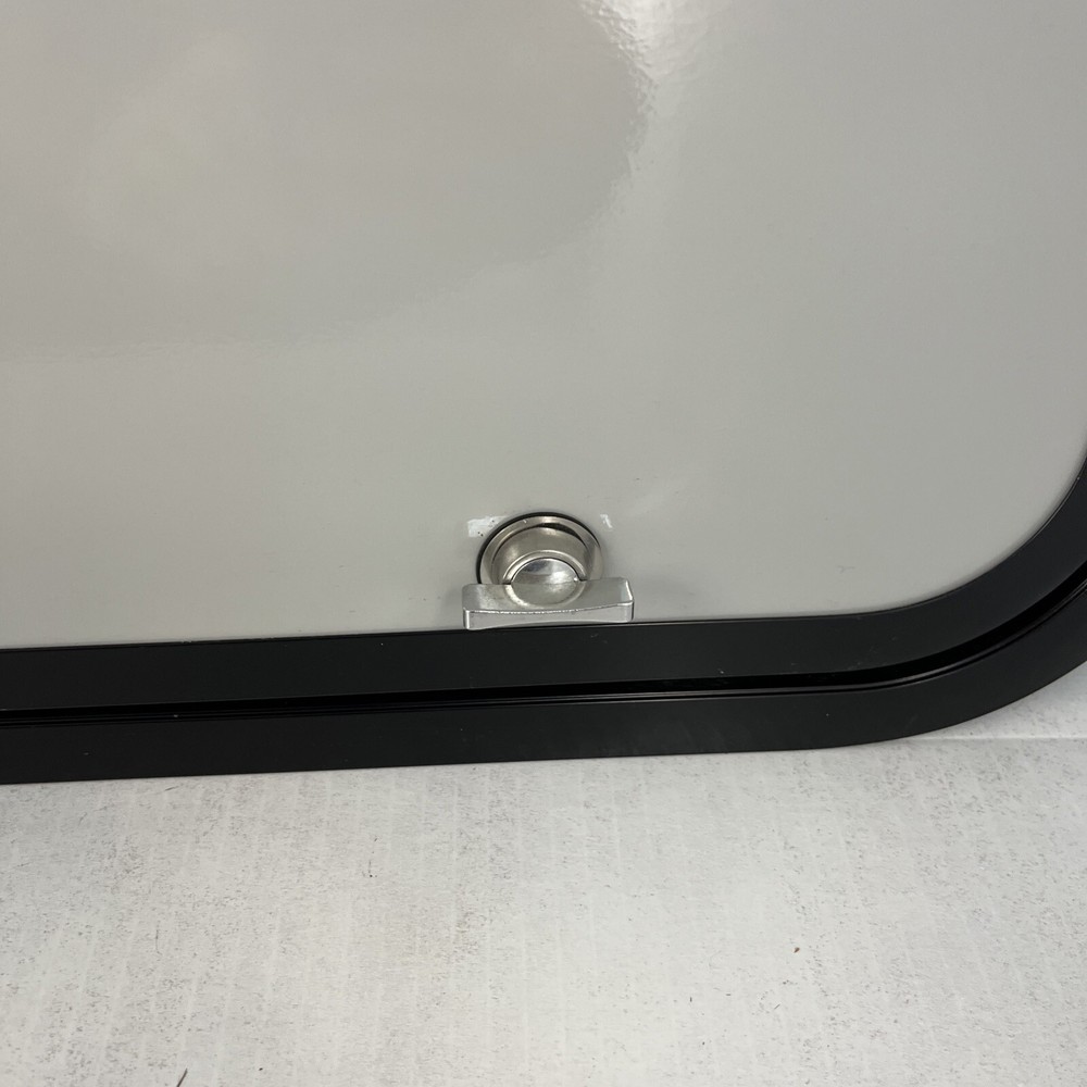 RV Trailer Camper Fifth Wheel Baggage Cargo Compartment Access Door 30 X 22
