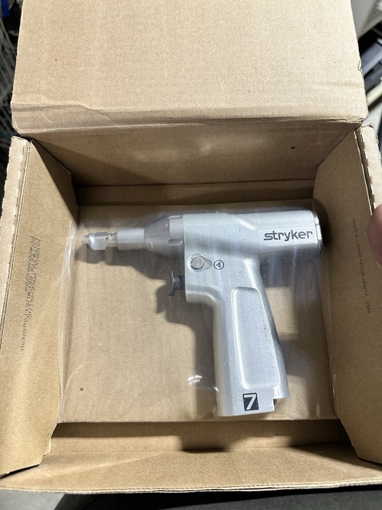 Stryker System 7 Surgical Handpiece Silver Model #7