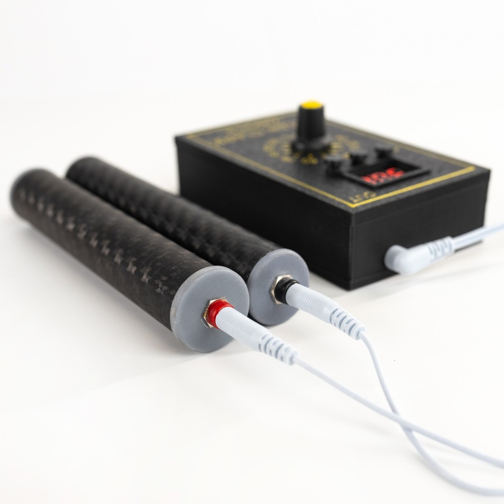 Hulda Clarck’s Protocol Gadget Multi Frequency Zapper with Copper, Carbone elect