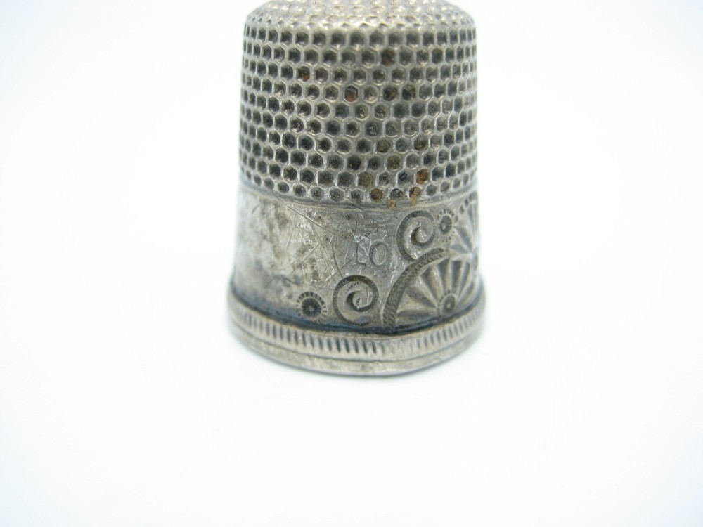 Antique Sterling Silver Sewing Thimble Fan Design Size 10