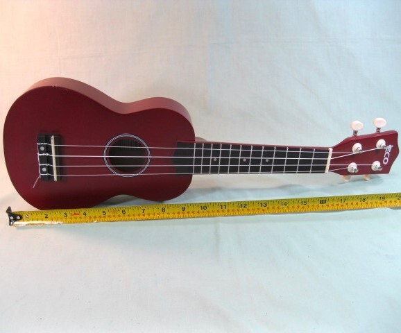 UKULELE iECO Beginner's Model 4-String w/ Case and Electronic Tuner