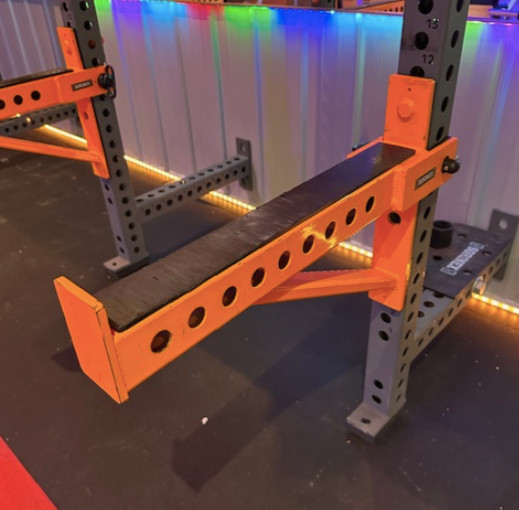 Sorinex | 8ft Wall Mounted Half Rack