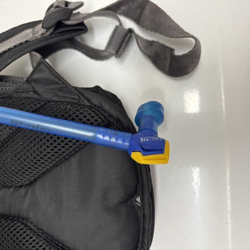 Camelbak Hydration Black Backpack/Blue Hydration Pack Great Condition