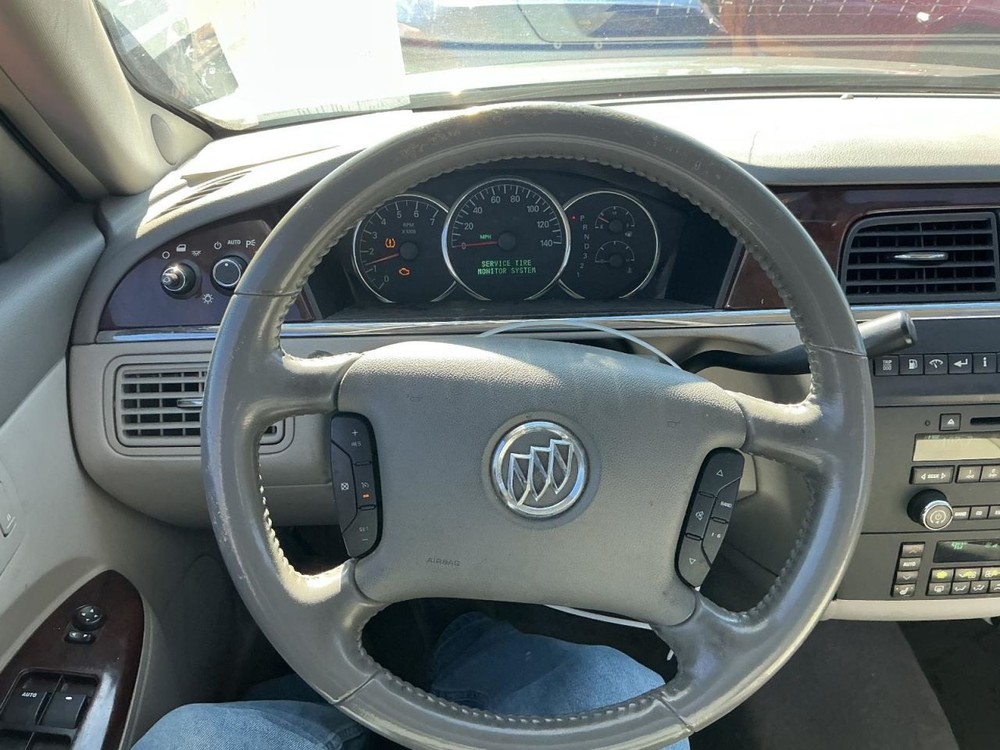 LACROSSE 2008 Glove Box 4977073