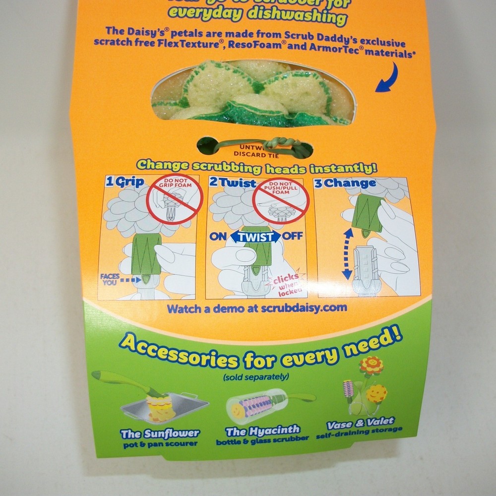 One Scrub Daddy Scrub Daisy THE DAISY Dishwand System Scrubber Replacement Head