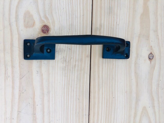 2 LARGE Cast Iron Handles Door Hardware Pull Gate Shed EASY GRIP Grasp Barn Shed