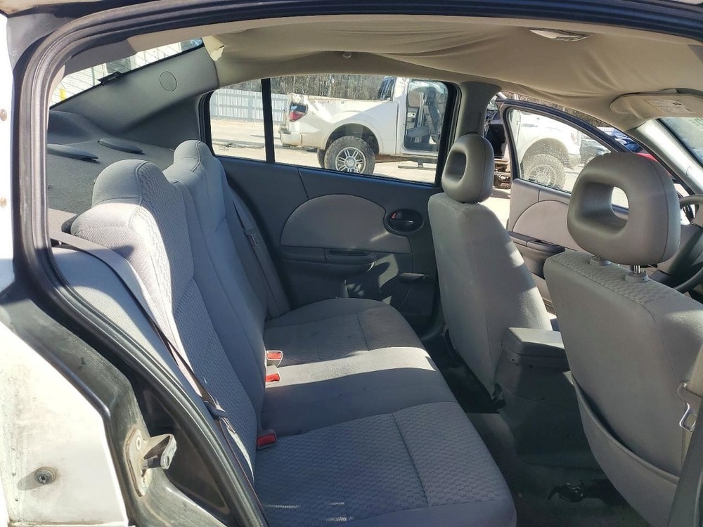 ION 2007 Glove Box 4964218