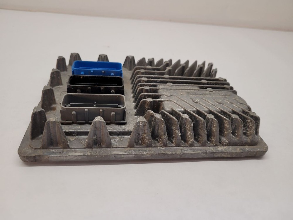 2014 - 2016 CADILLAC ATS Engine ECM Electronic Control Module 3.6L Y 8th Digit