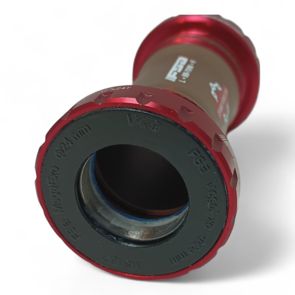 FSA Ceramic bottom bracket BB68 BB70 Threaded cups MEGAEXO