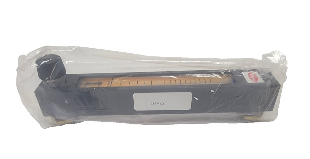 Dwyer Variable Glass Quartz Flow Meter DR4244