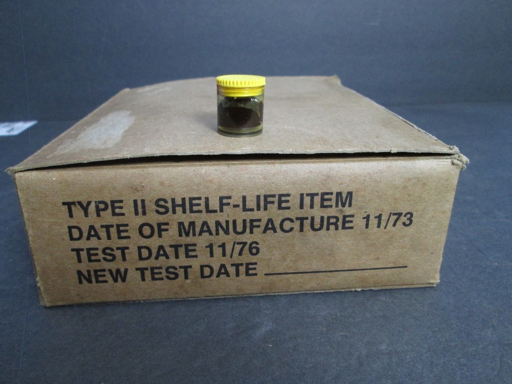 Vintage M1 Garand Grease Pots Circa 1973   B2