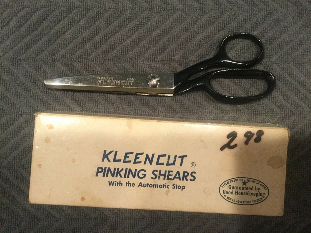 Vintage Kleencut Pinking Shears