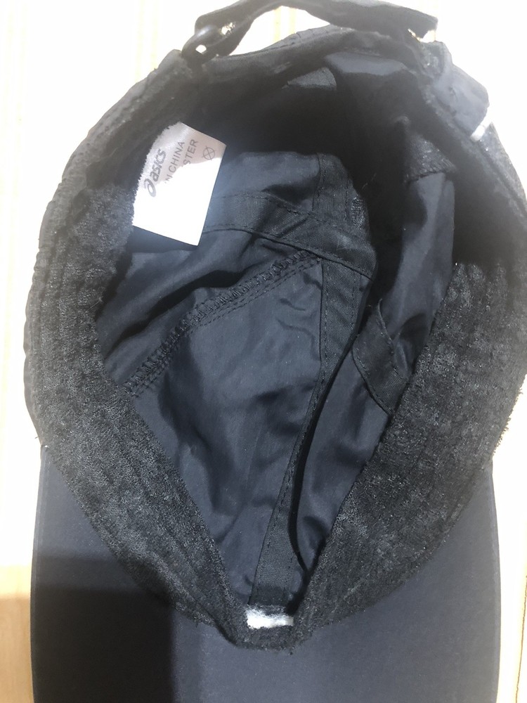 Asics Black 6 Panel Lightweight Adjustable Running/Cycling Duckbill Hat