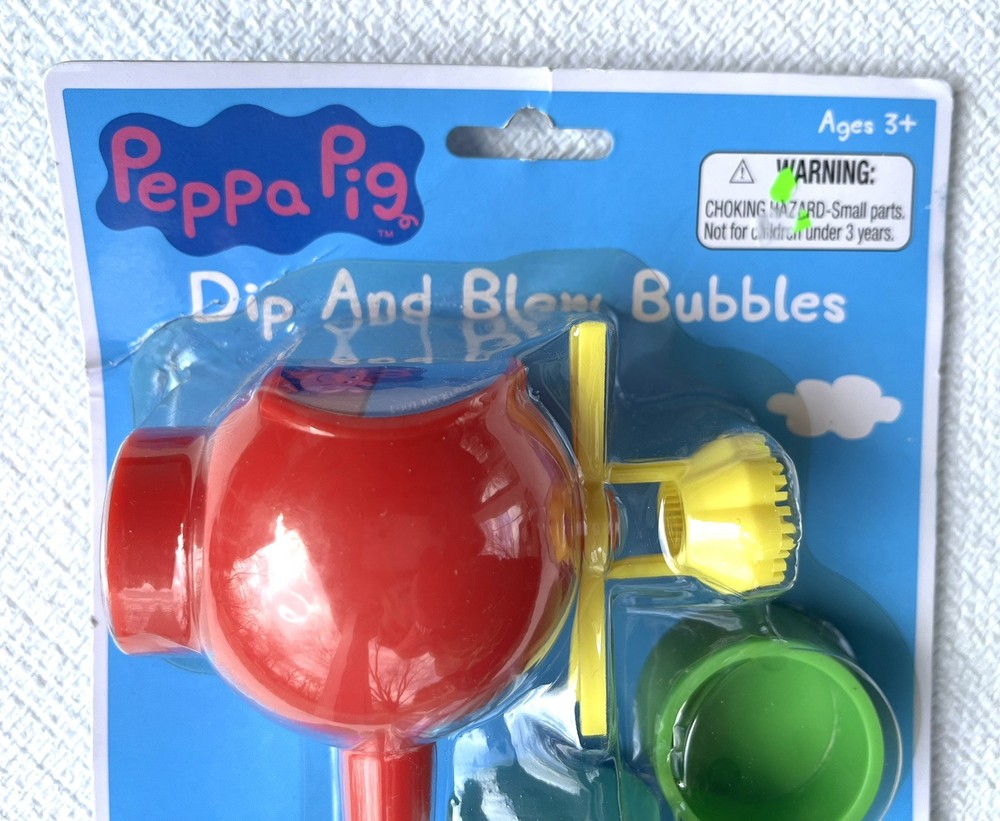 Bubble Wand & Bubble Solution Peppa Pig Dip & Blow Bubbles New In Package
