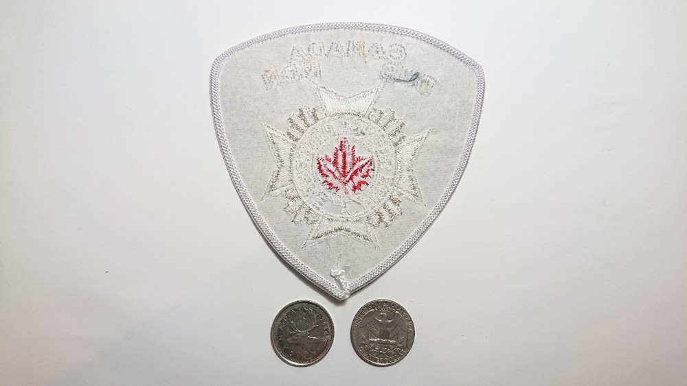 Canada DND MDN Fire Service D'Incendie Silver Patch Badge Crest