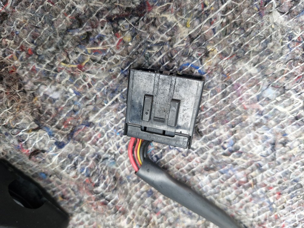 TRIUMPH ST 1050 RIGHT SIDE SWITCH GEAR