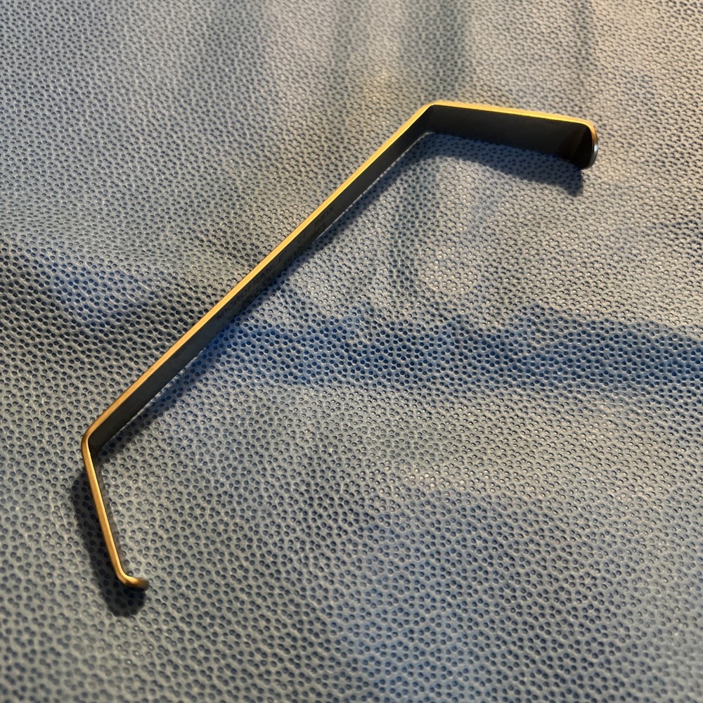 Integra MicroFrance Terrace Blunt Retractor, Large, 180mm