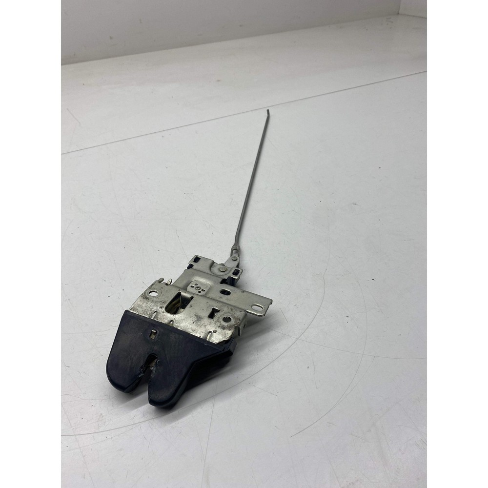 Mitsubishi Evolution Boot latch Evo 9 2006 Lancer