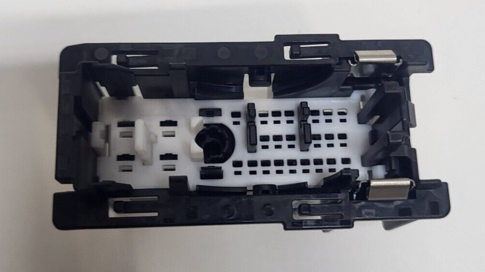 USHYBA27M-B 60989461 23K09 Connector