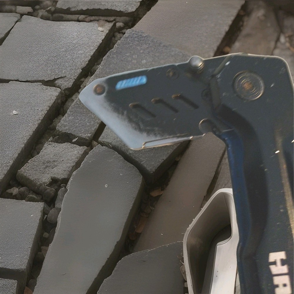 Hart Utility Knife Black Belt Clip Knife