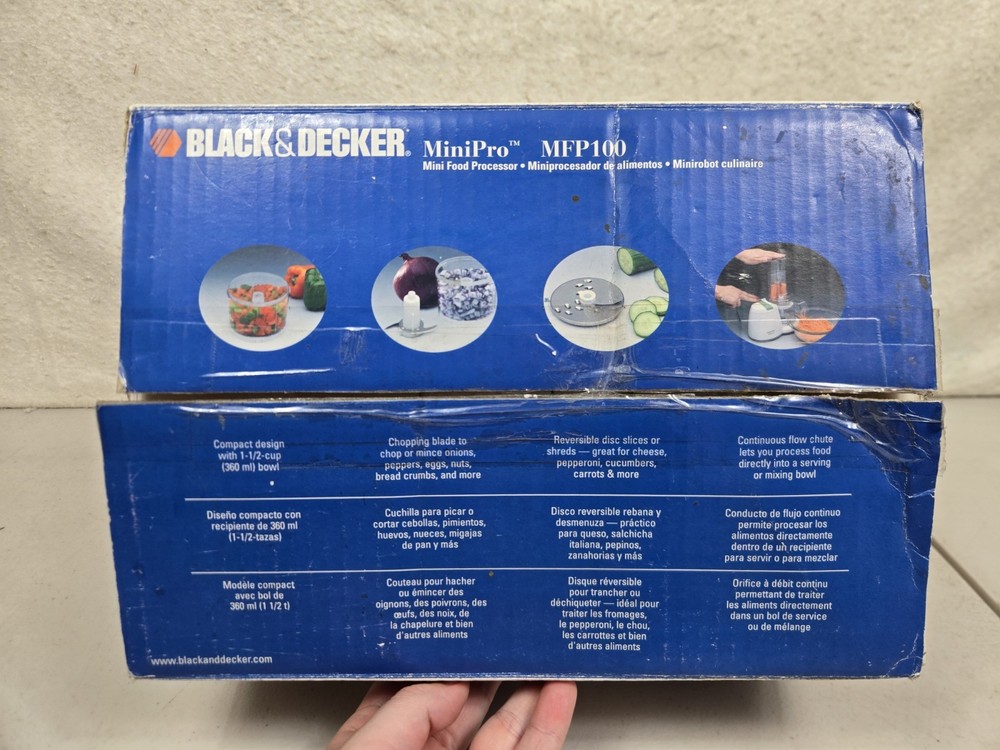 Black & Decker Mini Pro Food Processor MFP100 2000 New Open Box