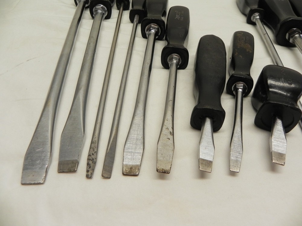 Snap-On 15 Piece Combination Black Hard Handle Screwdriver Set