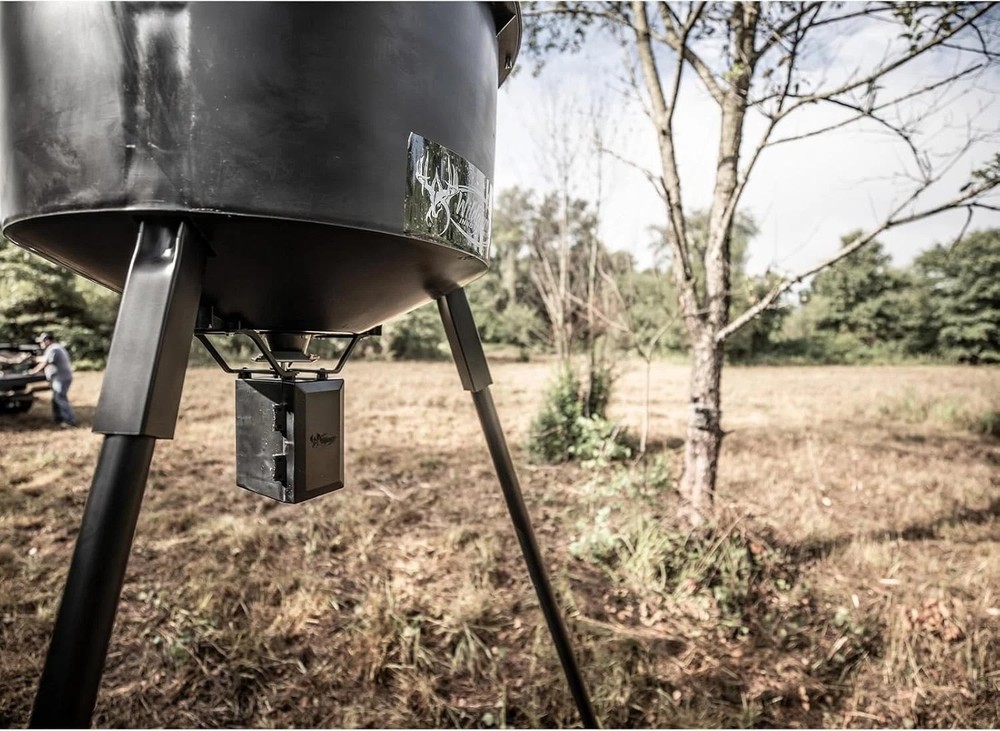Quick-Set 270 lb Game Feeder with Digital Timer | Durable Tripod Corn/Pellet ...