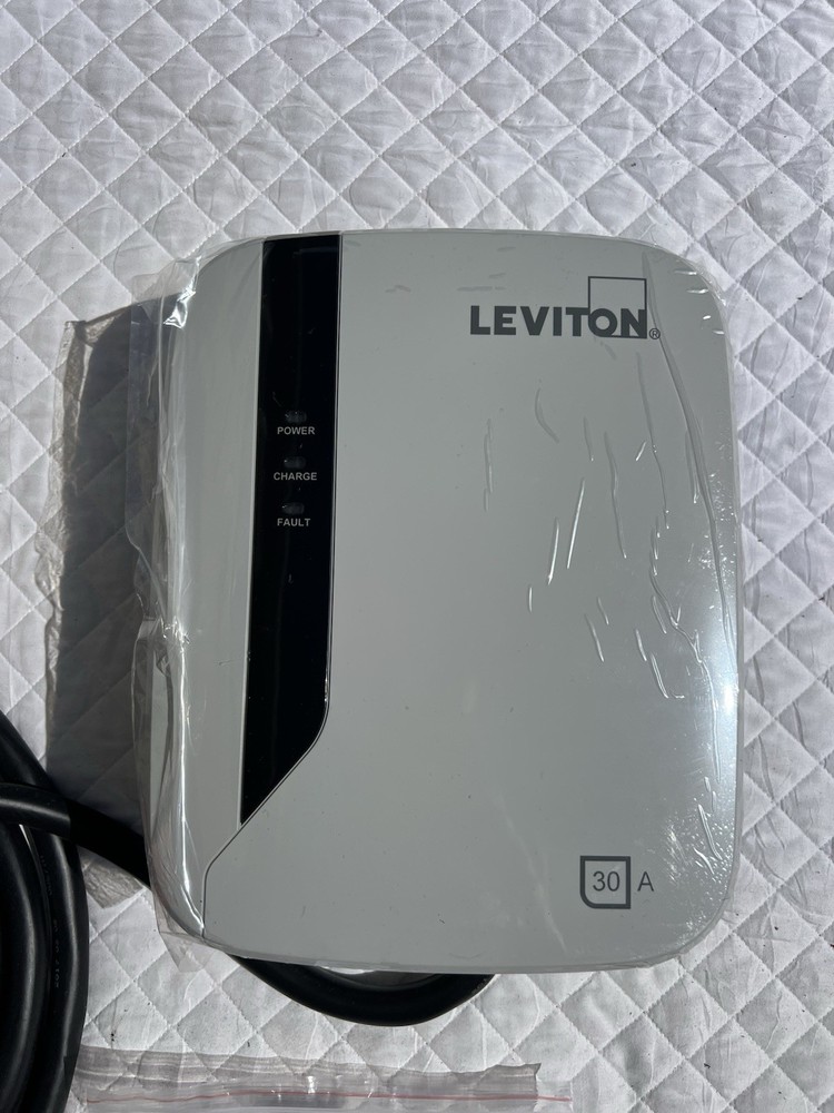 Leviton EvR30-B18 Charging Station 30amp