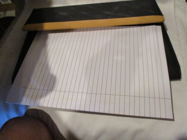 AVON 2009 President's Recognition Program "Envelope Organizer" Black/ Gold w/Pad