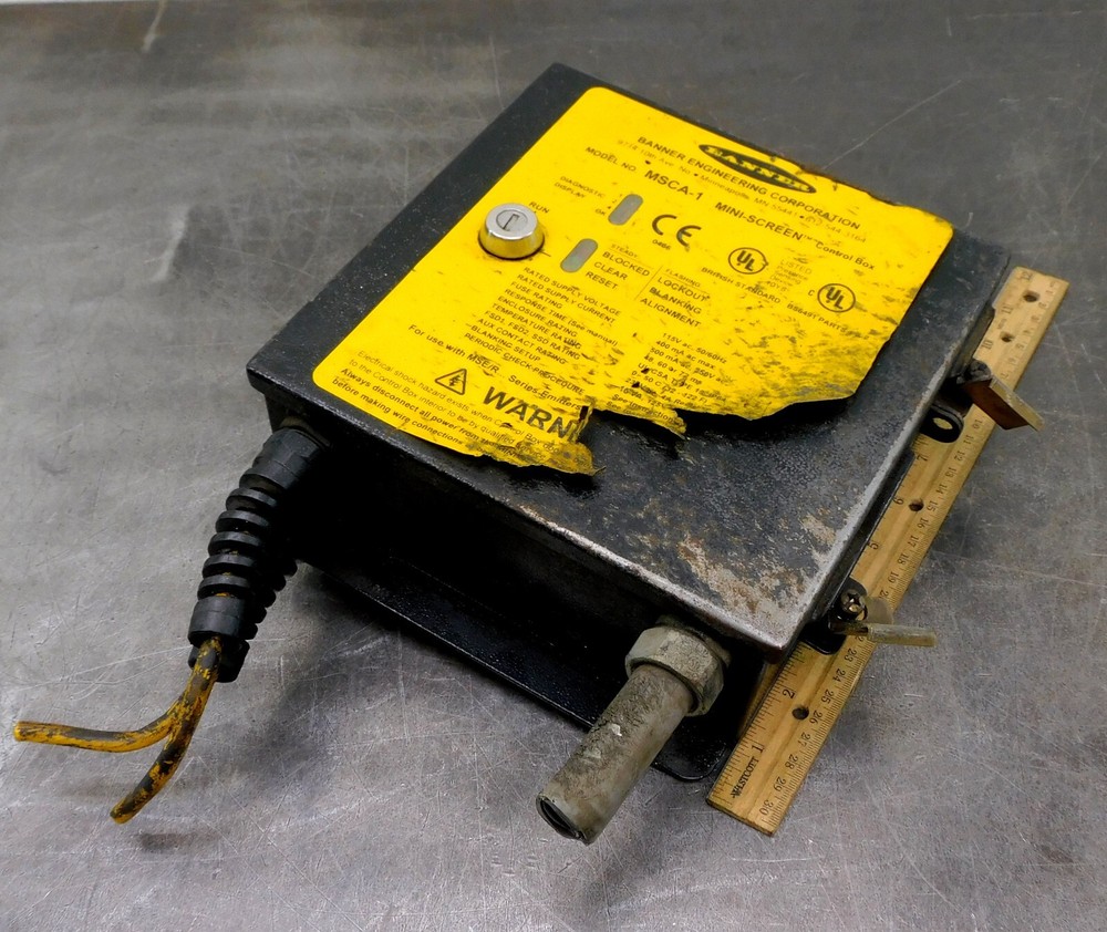 Banner Engineering - MSCA-1 Mini Screen Safety Control Enclosure 400mA 115V AC