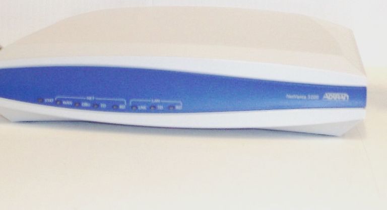 ADTRAN NetVanta 3200 1-Port 10/100 Wired Router