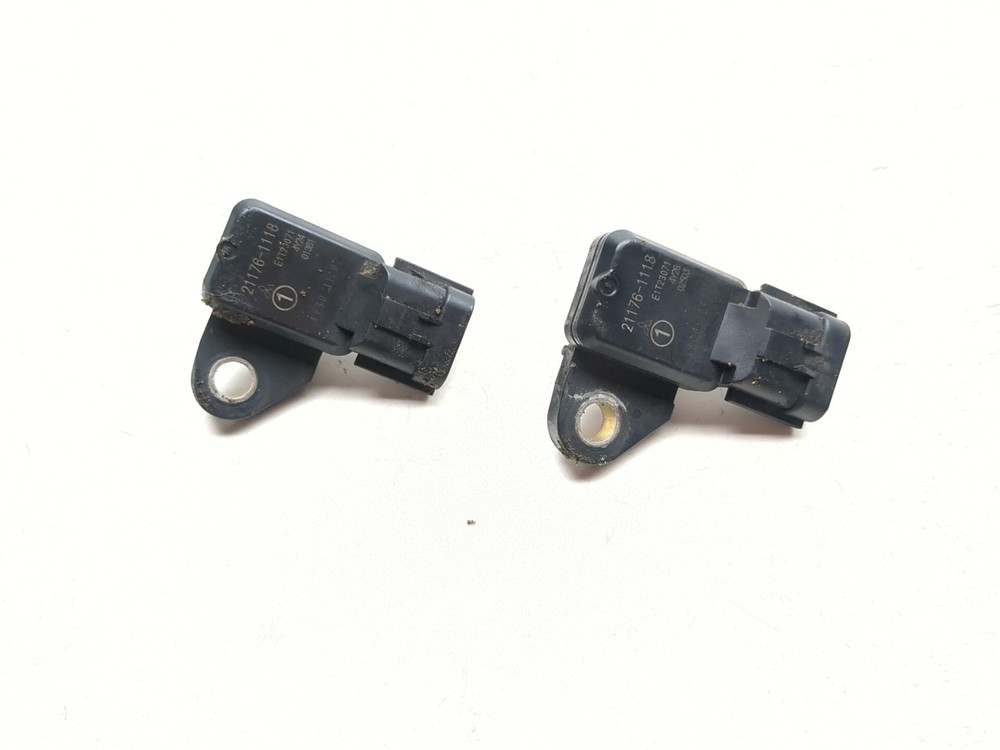 04-10 Kawasaki Vulcan 2000 VN2000 MAP Sensor Set 21176-1118
