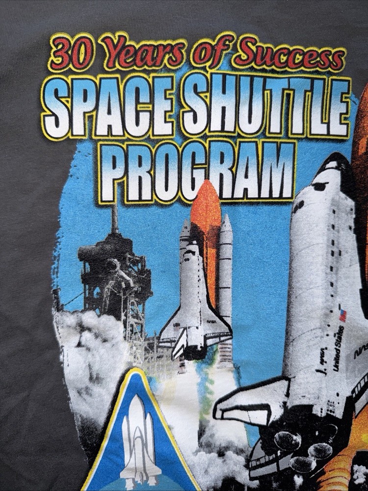 Space Shuttle Program 30 years t shirt 1981-2011 Mens S