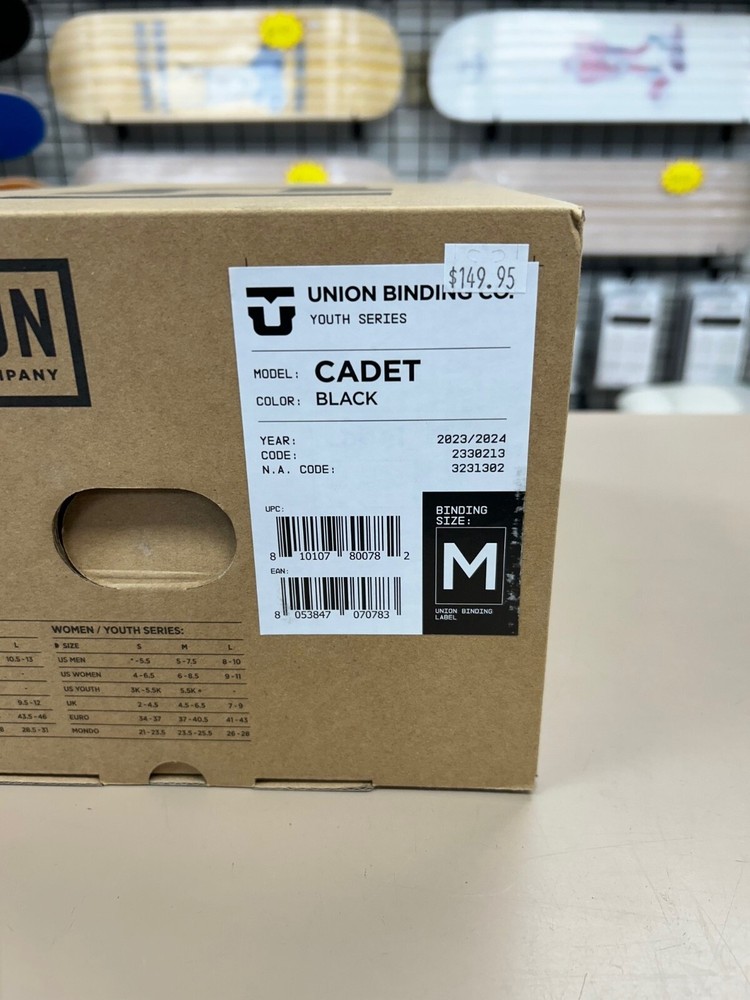 UNION CADET MEDIUM BLACK (23-24) BINDINGS *NEW IN BOX*