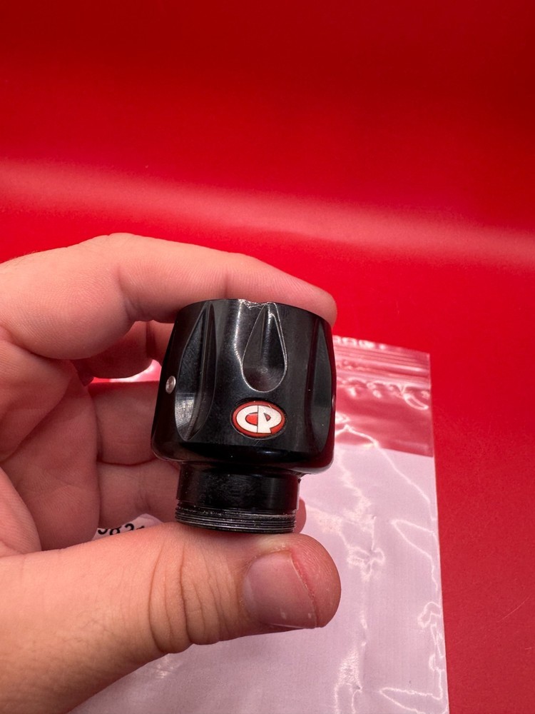 Custom Products Dye Threaded Feedneck