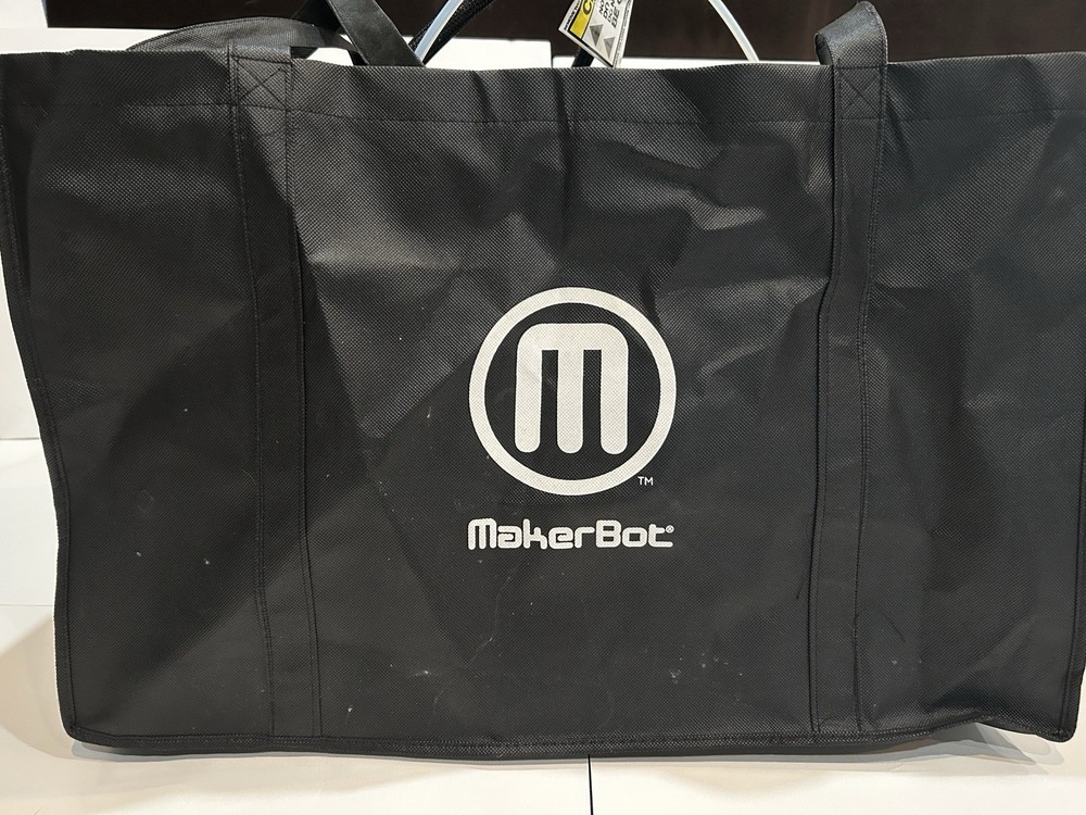 MakerBot Replicator 2 Desktop 3D Printer – Powers On, Untested, NO AC POWER CORD