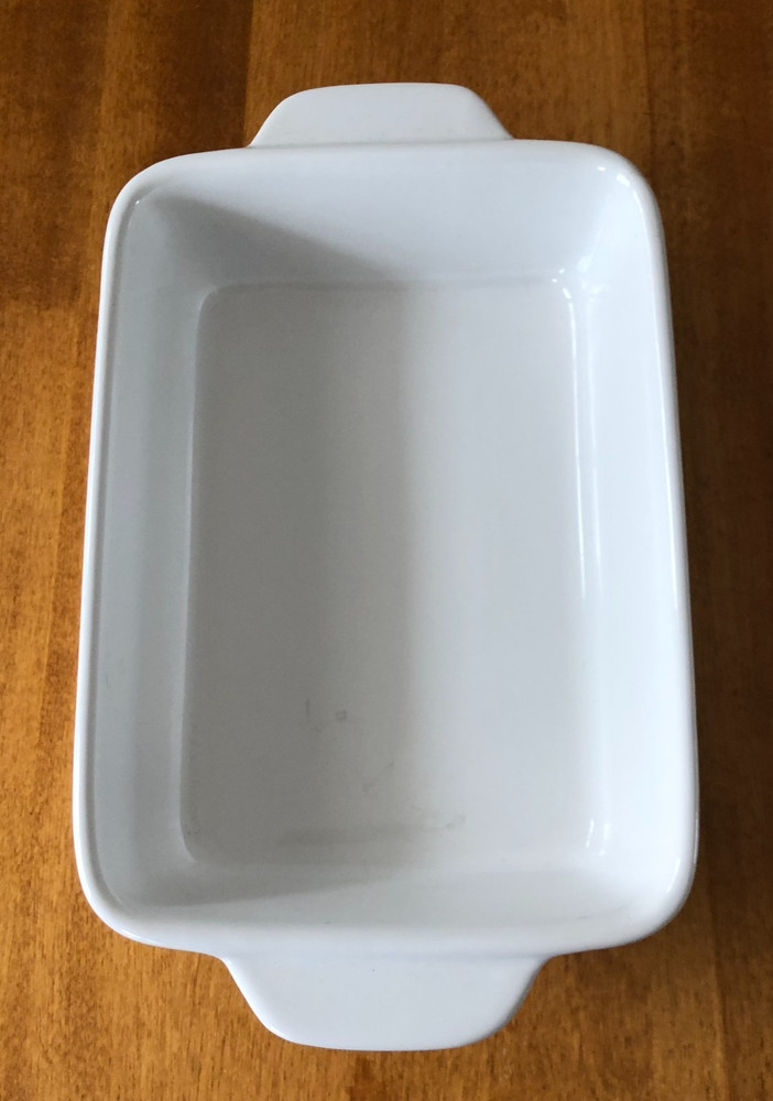 Crate & Barrel Baking Casserole Serving Dish Set of 2 White Rectangular Handles