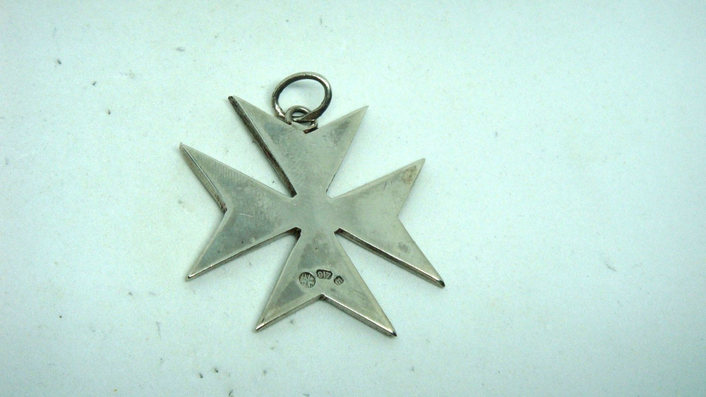 MALTA 917 SILVER MALTESE GROSS - NICE