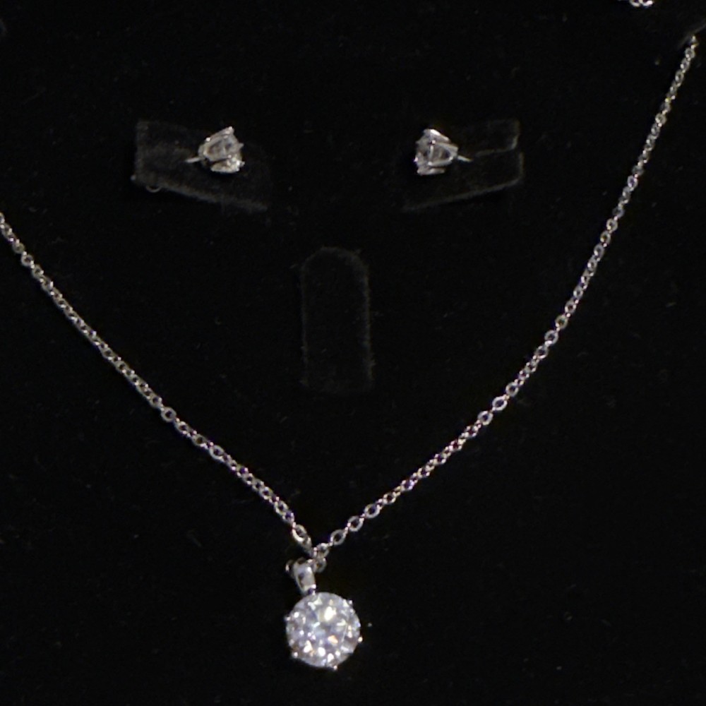 Diamonfire Jewellery Set