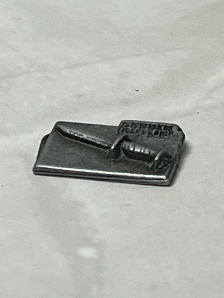 2019 The Office CLUE - Replacement Metal Token Mr. A. Knife