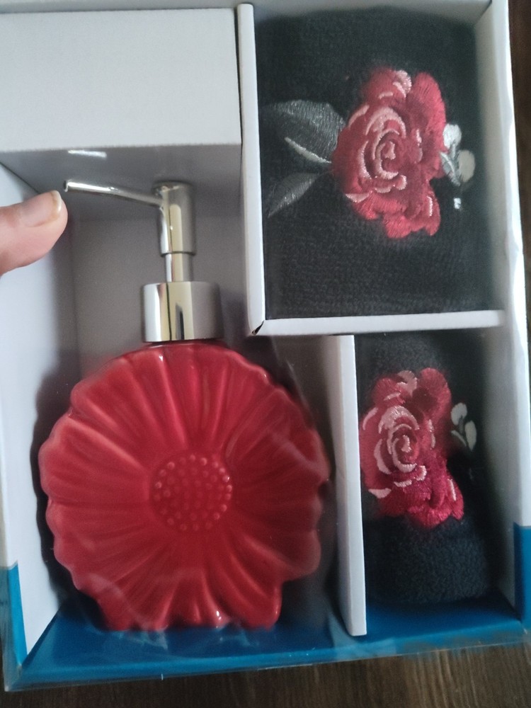 Interiors by Design Red Floral 3PC Bath Accessory Set