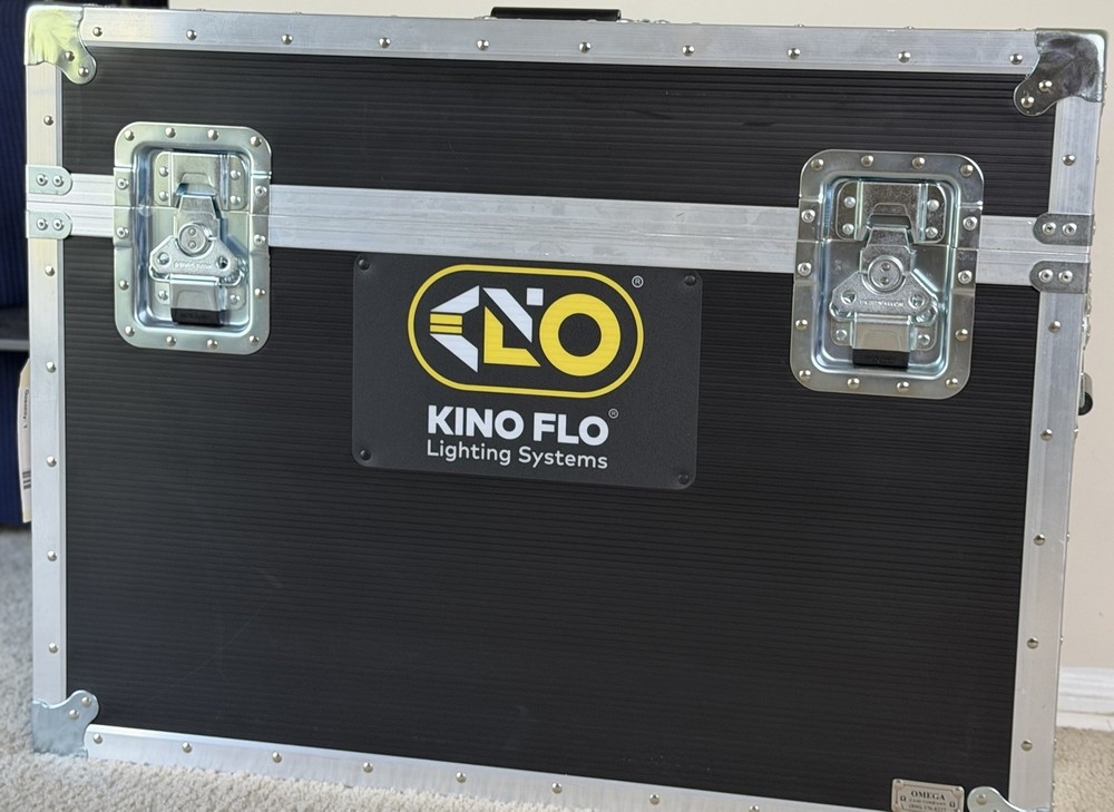Kino Flo Celeb 250 LED Panel w/ Wireless DMX + Flight Case