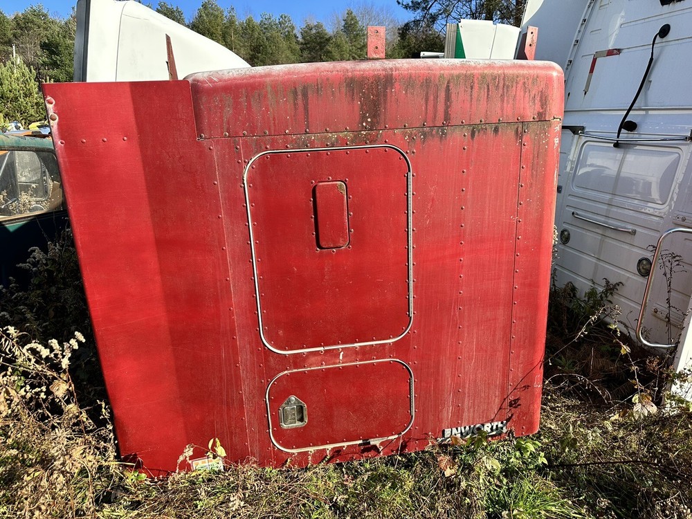 KENWORTH W900 Sleeper Assembly; NICE TAKEOFF!!