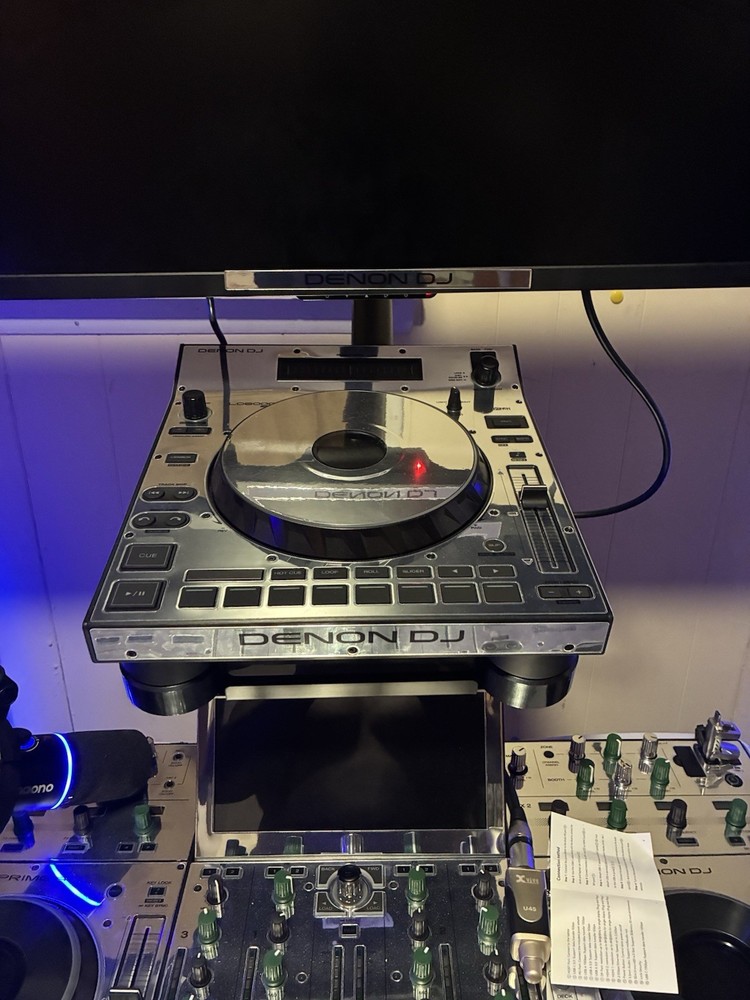 Denon DJ LC6000 Prime Performance Expansion Controller