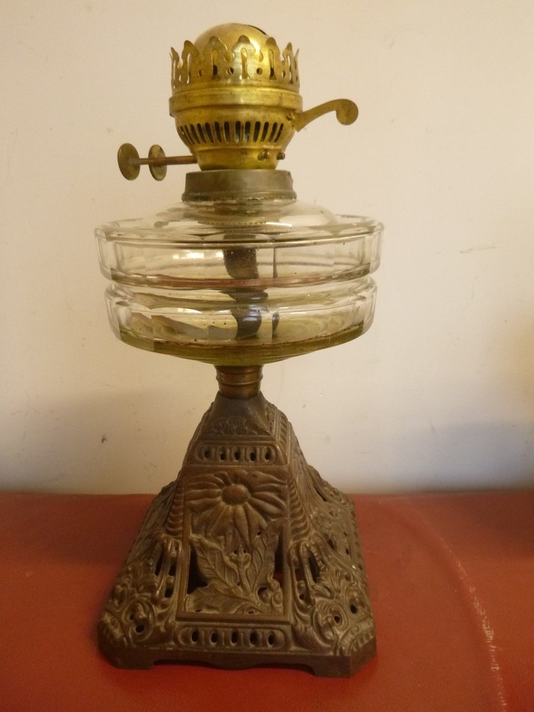 Antique Pyramid Oil Lamp Eltex