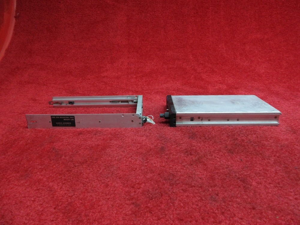 Narco Avionics DME 890 Interrogator W/ Mounting Tray