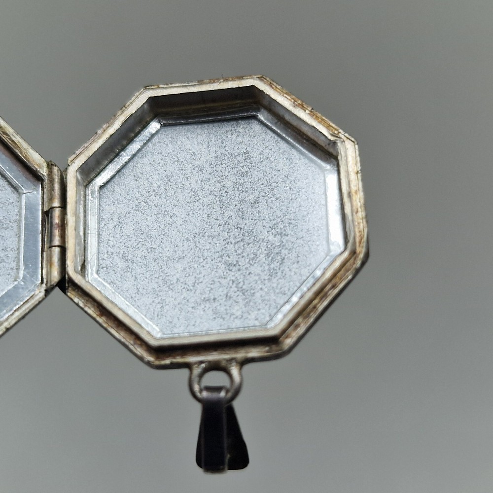 Vintage Sterling Silver Pretty Octagonal Locket Pendant